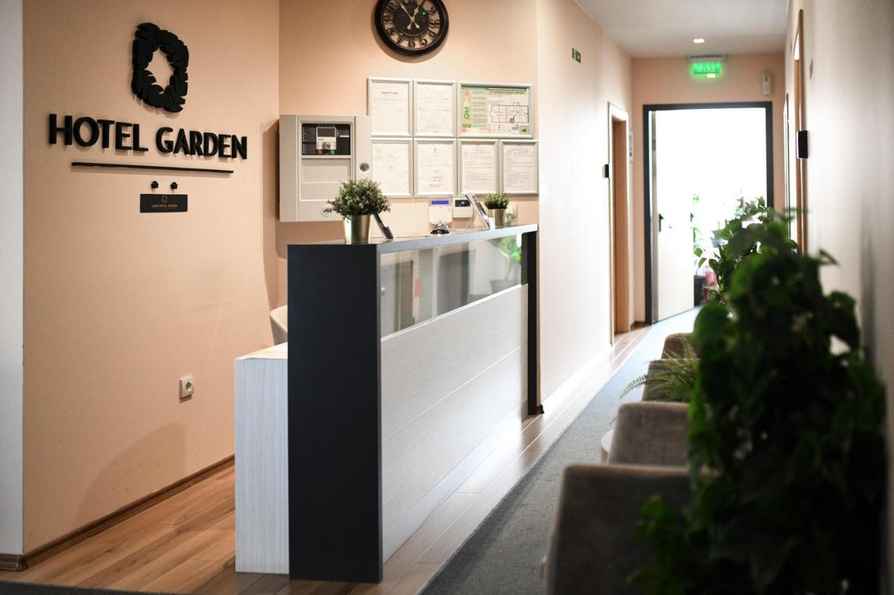 Hotel Garden Нови-Сад Экстерьер фото