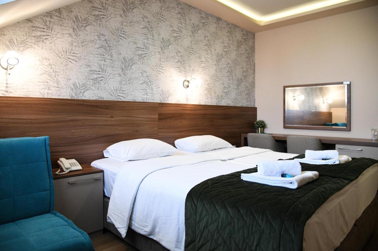 Hotel Garden Нови-Сад Экстерьер фото